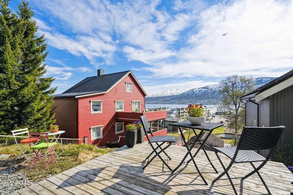 Cozy Little House In Tromso City Buitenkant foto